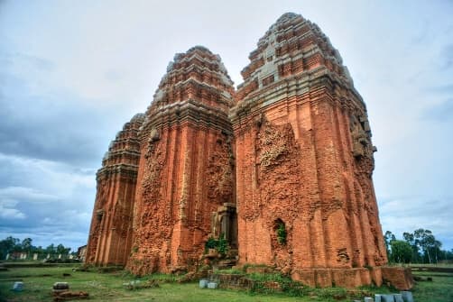 Tháp Dương Long