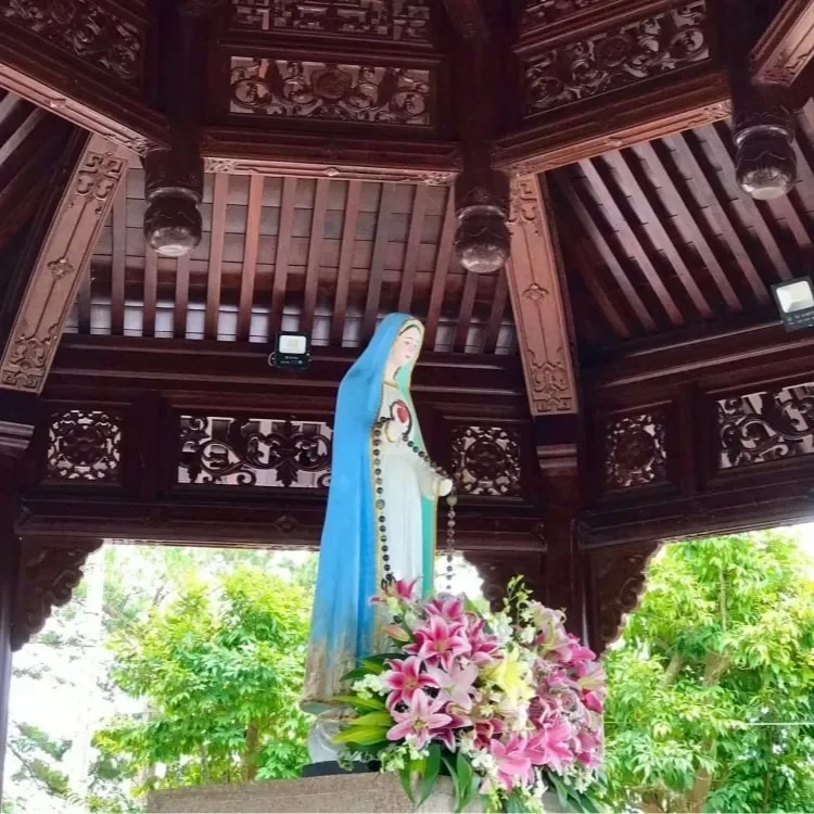 Đức Mẹ Măng Đen